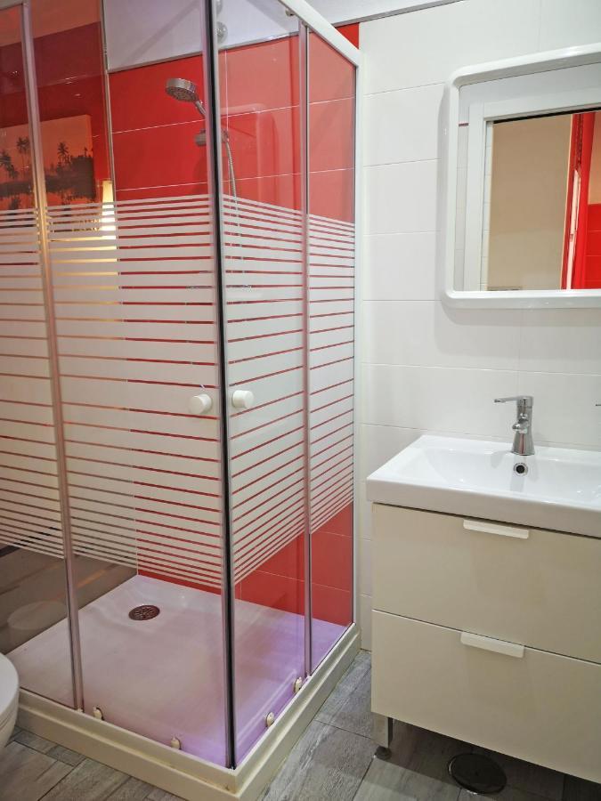 Conil Red-Black Apartment Conil De La Frontera Bagian luar foto