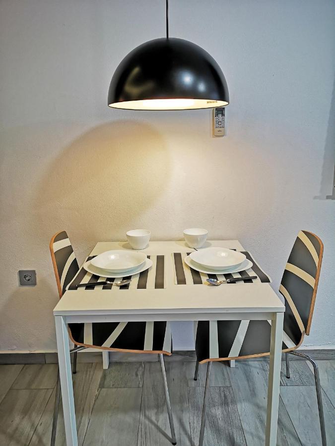 Conil Red-Black Apartment Conil De La Frontera Bagian luar foto